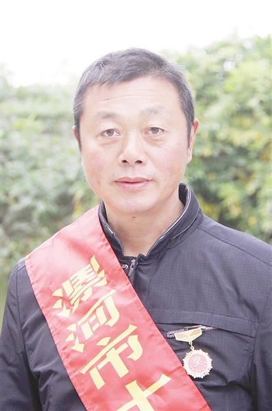 漯河市2016年10月份"十佳市民"事迹简介
