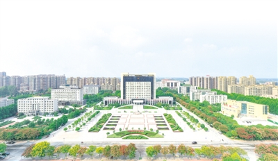:ǿй 췢չߵ -